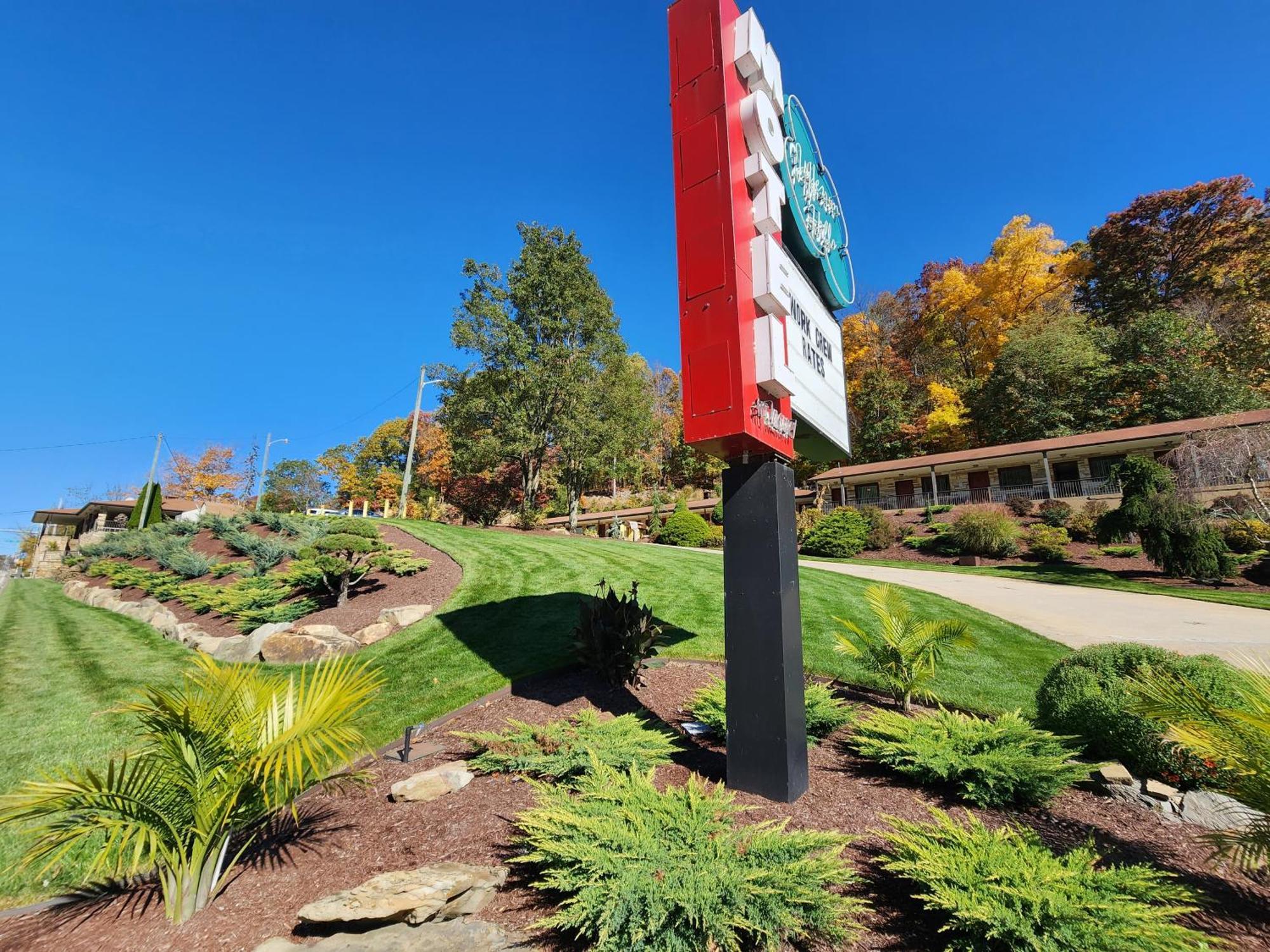 Jefferson Hills Motel Clairton Экстерьер фото