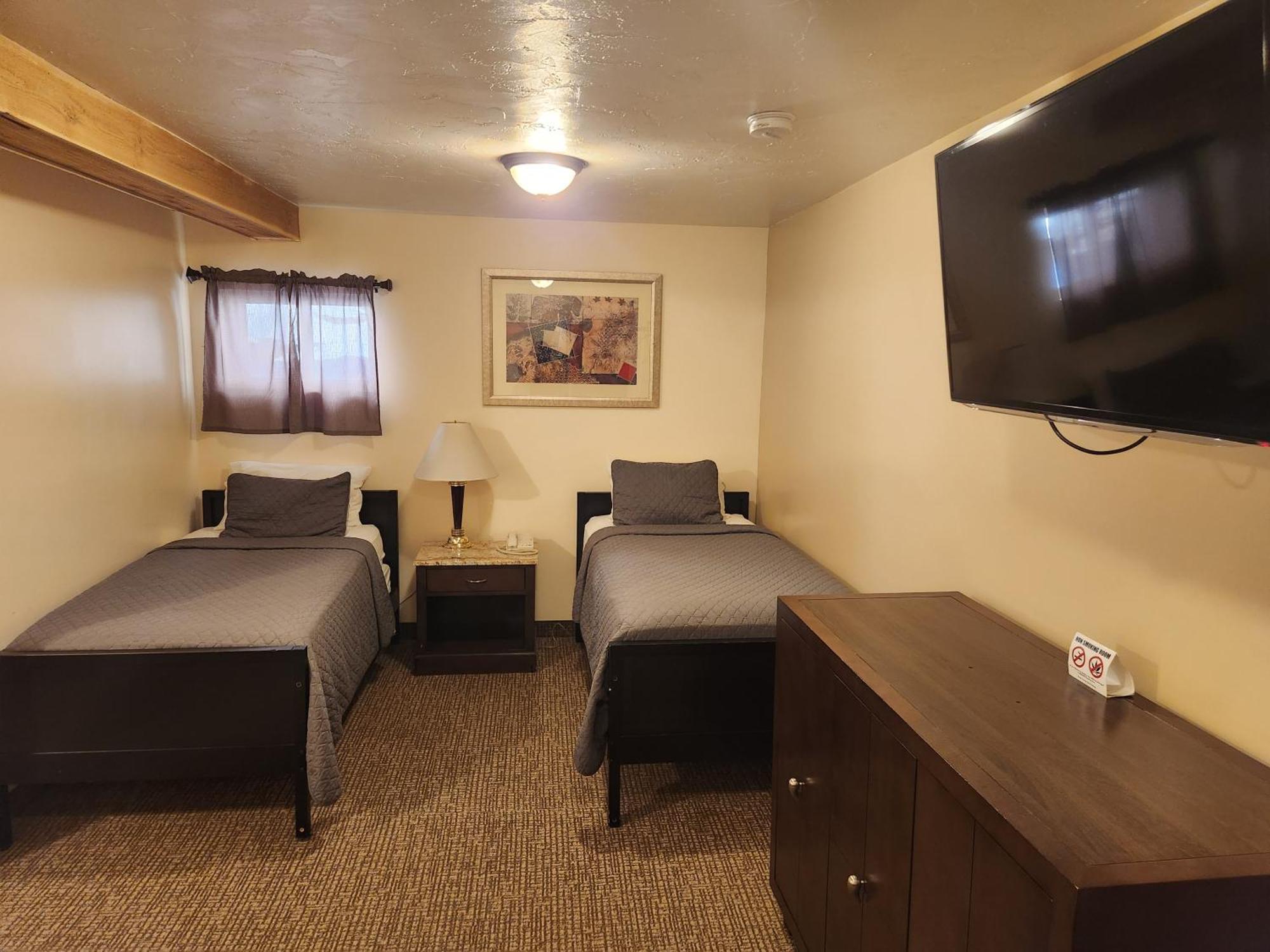 Jefferson Hills Motel Clairton Номер фото